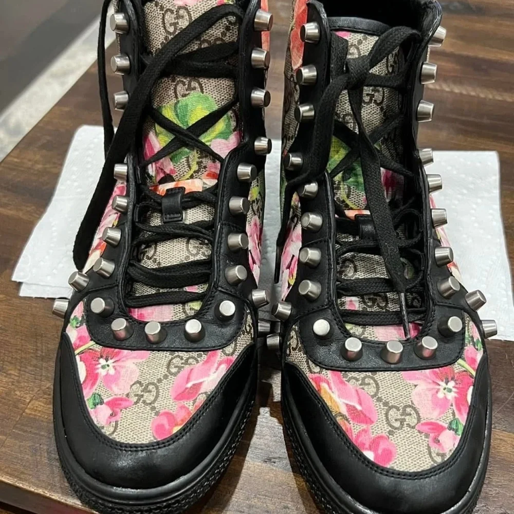Authentic Gucci Monogram High-Top Sneakers SZ 40 - Picture 9 of 16